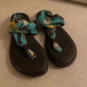 Sanuk Yoga Sling women’s sandals